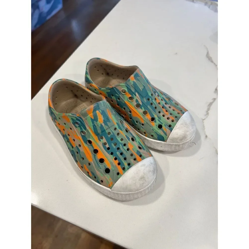 Jefferson‎ Water Friendly Perforated Slip-On boy 7